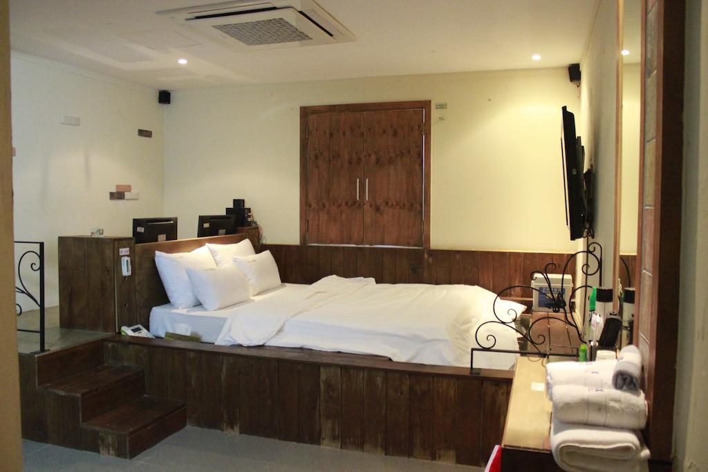 Max Hotel Тэджон Экстерьер фото