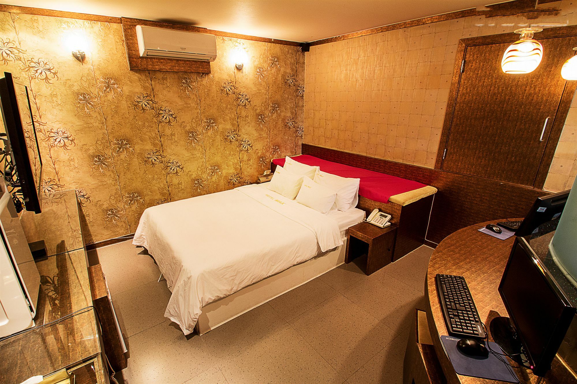 Max Hotel Тэджон Экстерьер фото